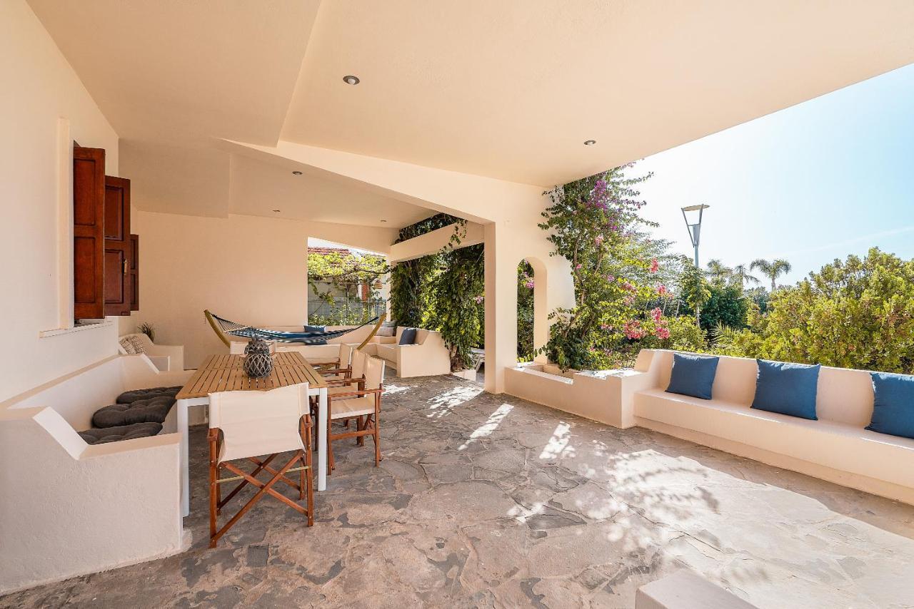 Amaryllis Beach Front House Rhodes City Екстериор снимка